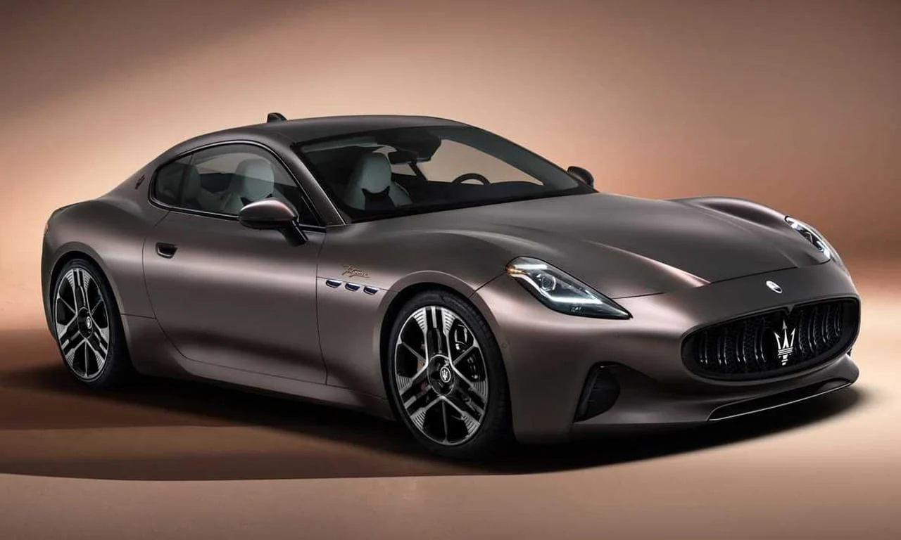 Maserati özel servis — Alpay Servis İzmir